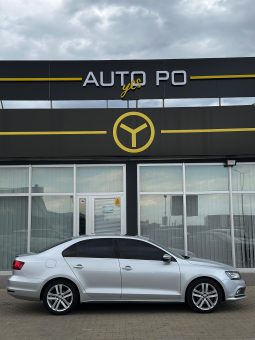 
										VW Jetta BMT Premium full									