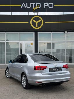 
										VW Jetta BMT Premium full									