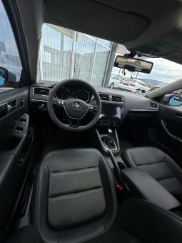 
										VW Jetta BMT Premium full									