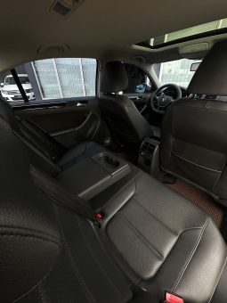 
										VW Jetta BMT Premium full									